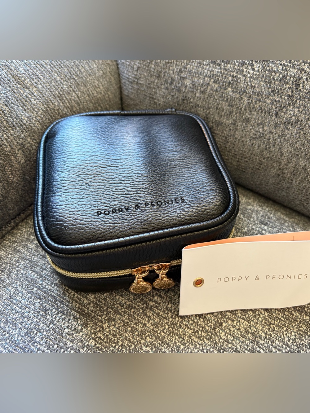 The Teched Out Case in Black- Poppy and Peonies